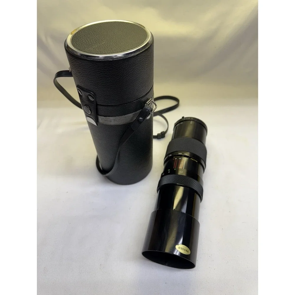 Soligor Zoom Macro Lens 85-300mm C/D F:5 Camera Lens No. 381053080 MC W/ Case